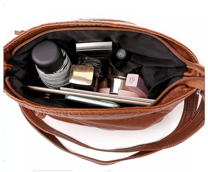 CELINE | LEATHER SHOULDER BAG