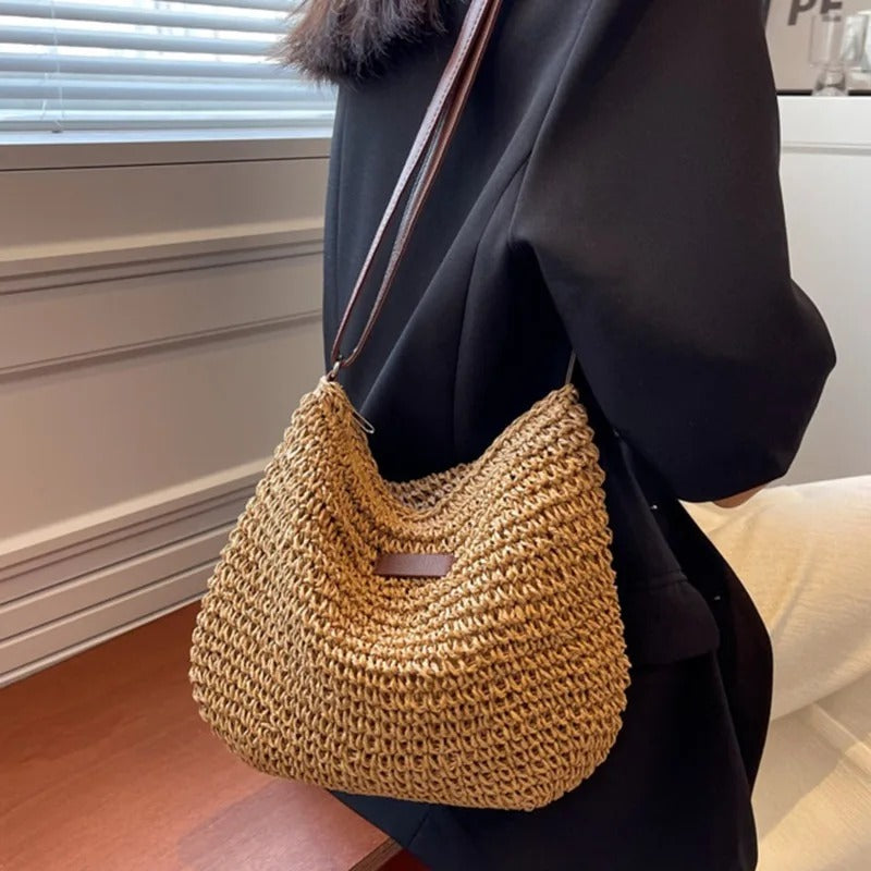 WOVEN SHOULDER BAG
